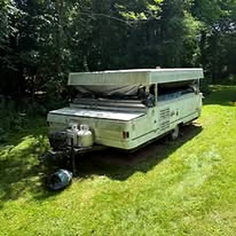 Pop-up camper before removal